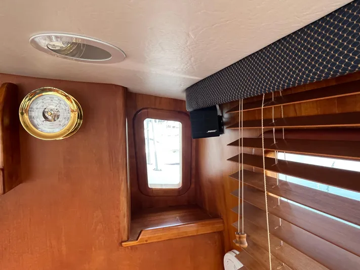 Angus III Yacht Photos Pics 