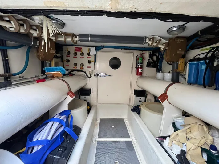 Angus III Yacht Photos Pics 