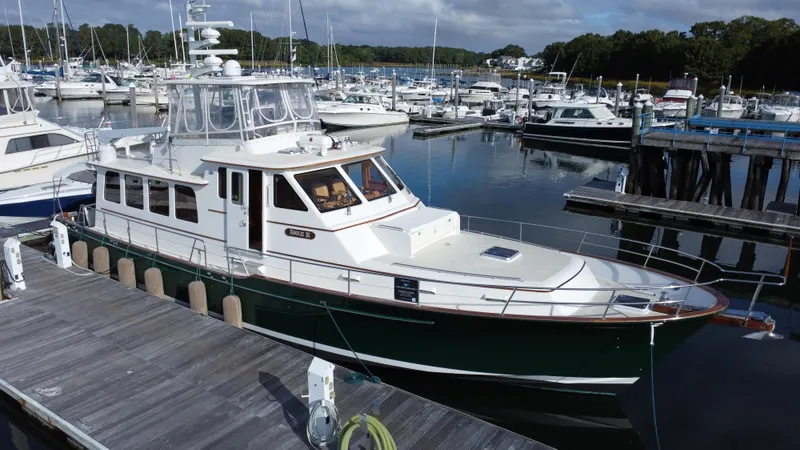 Angus III Yacht Photos Pics 