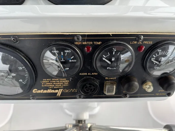 Roubaix Yacht Photos Pics 