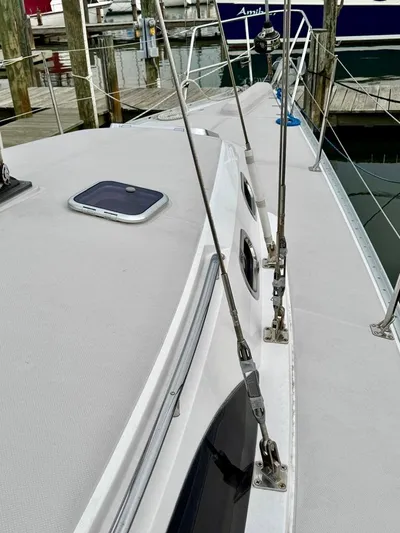 Roubaix Yacht Photos Pics 