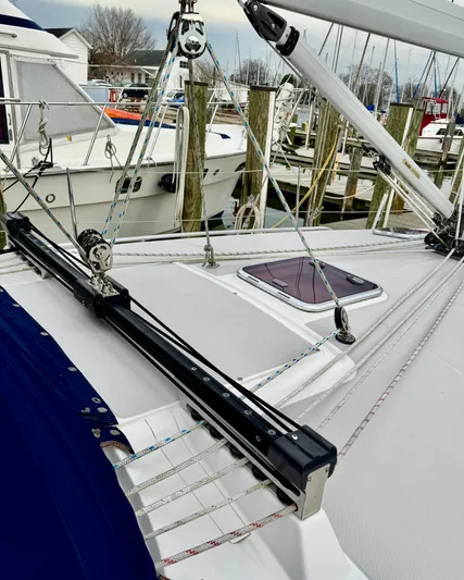 Roubaix Yacht Photos Pics 