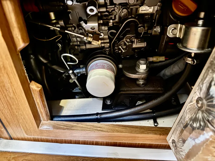 Roubaix Yacht Photos Pics 