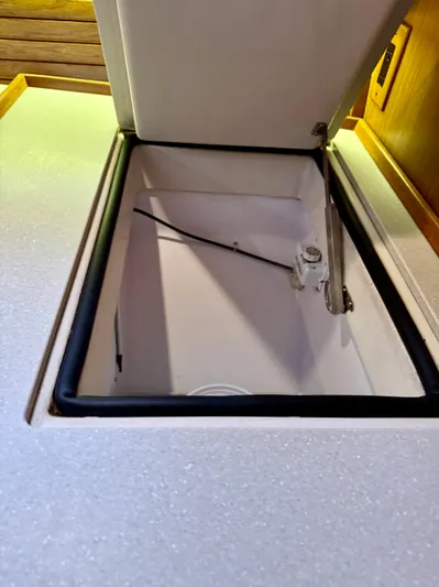 Roubaix Yacht Photos Pics 