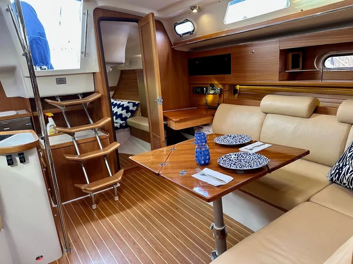 Roubaix Yacht Photos Pics 