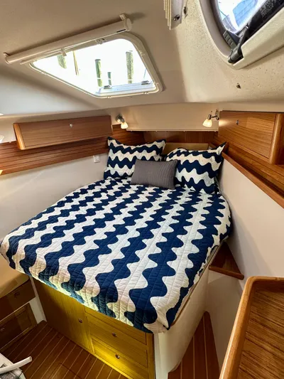 Roubaix Yacht Photos Pics 