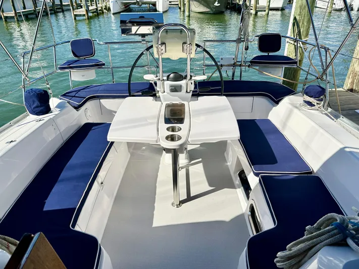 Roubaix Yacht Photos Pics 