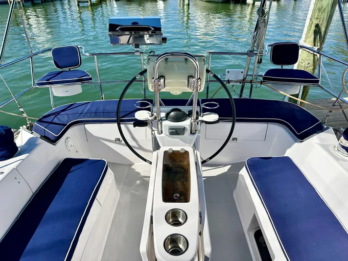 Roubaix Yacht Photos Pics 