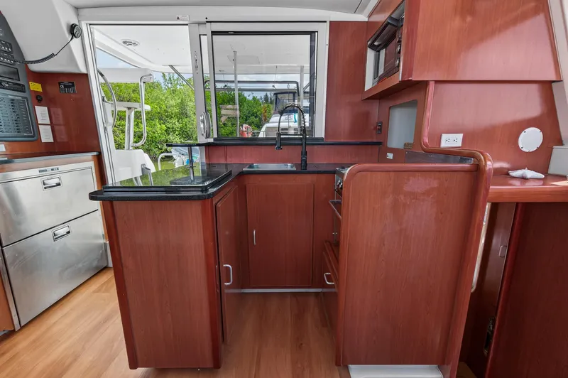 Cocoa Bella Yacht Photos Pics 