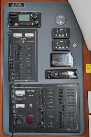 Cocoa Bella Yacht Photos Pics 