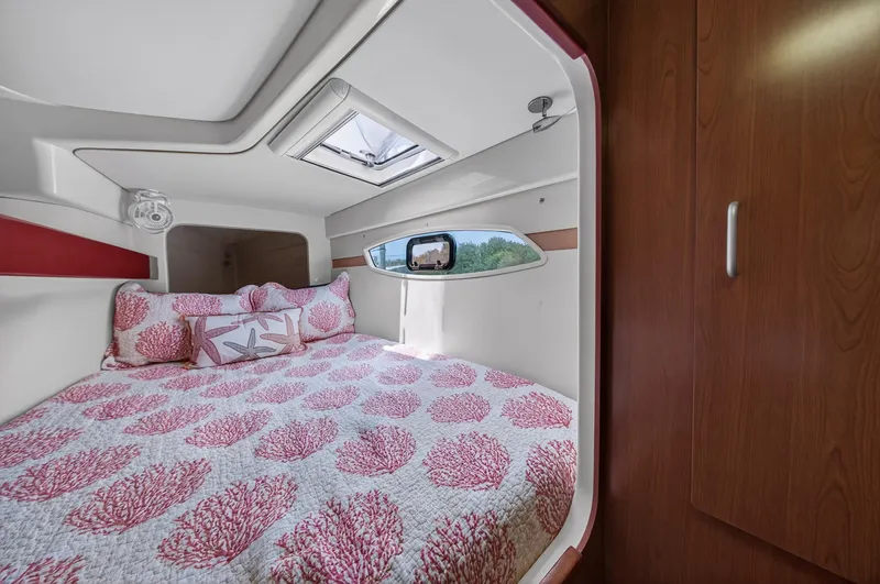 Cocoa Bella Yacht Photos Pics 