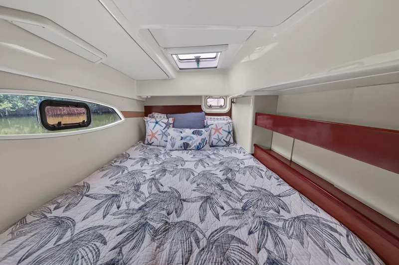 Cocoa Bella Yacht Photos Pics 