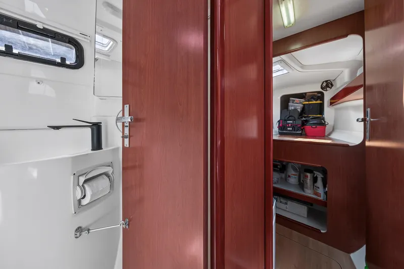 Cocoa Bella Yacht Photos Pics 