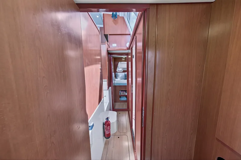 Cocoa Bella Yacht Photos Pics 