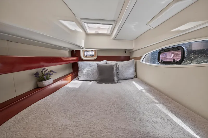 Cocoa Bella Yacht Photos Pics 