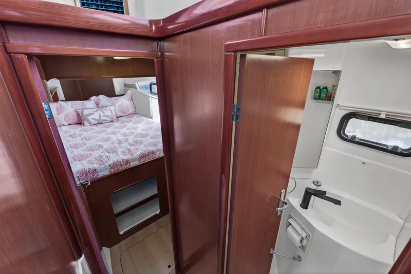 Cocoa Bella Yacht Photos Pics 