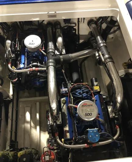  Yacht Photos Pics Engine compartment of a 1998 Fountain 42 Lightning boat, featuring dual Mercury 500 engines.