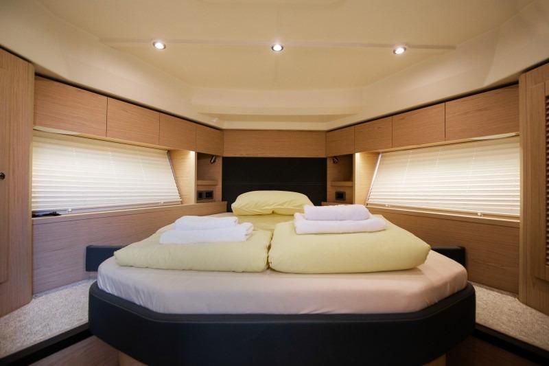2019 Beneteau 48 