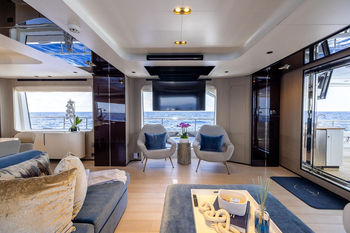 2021 Azimut 88 