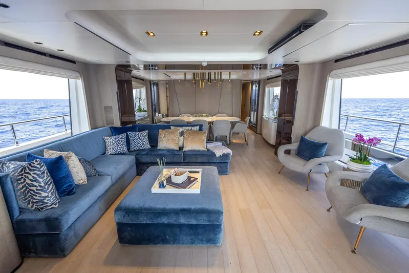 Captain Morgan II Yacht Photos Pics 