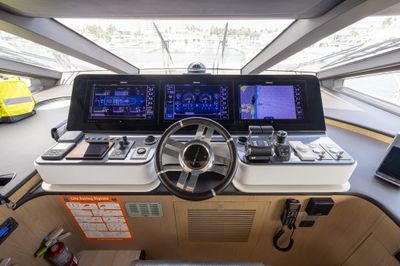 Yacht