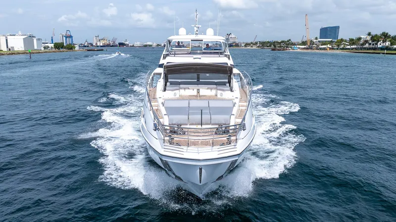 Captain Morgan II Yacht Photos Pics Azimut Grande 27 METRI yacht cruising on open water, 2021 model.