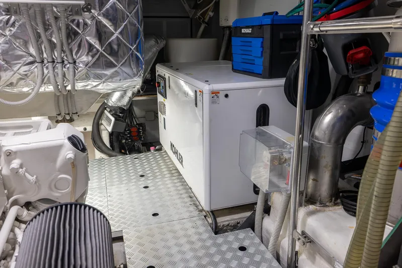 Captain Morgan II Yacht Photos Pics 