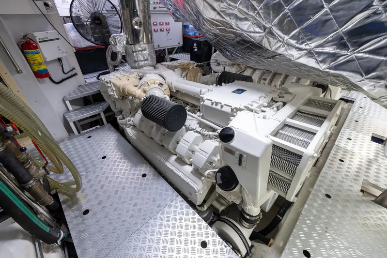 Captain Morgan II Yacht Photos Pics 