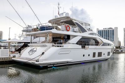 Yacht
