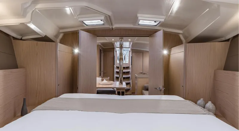 Happy Hour Yacht Photos Pics Manufacturer Provided Image