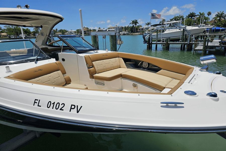 2015 Sea Ray 350 SLX