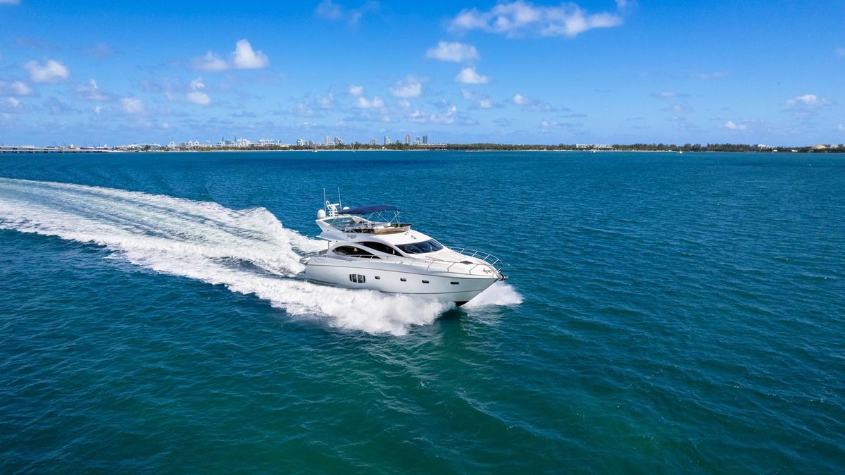 2008 Sunseeker 70 