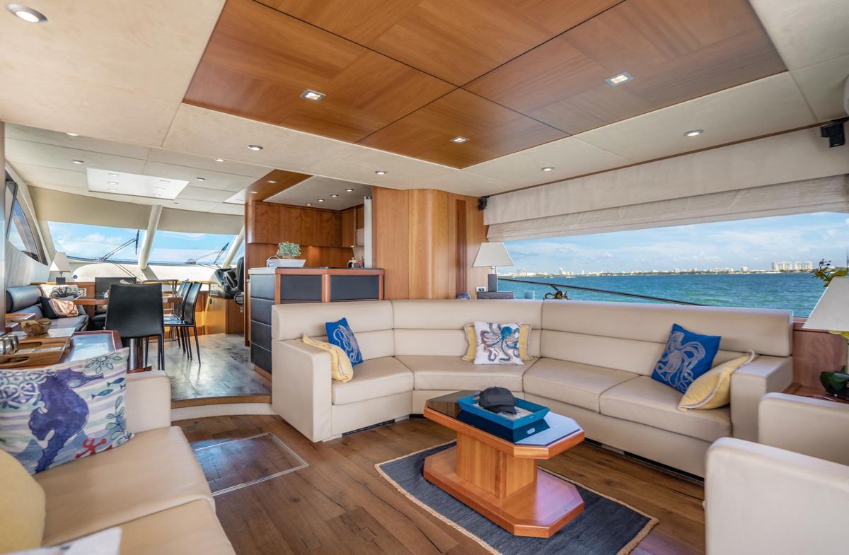 2008 Sunseeker 70 