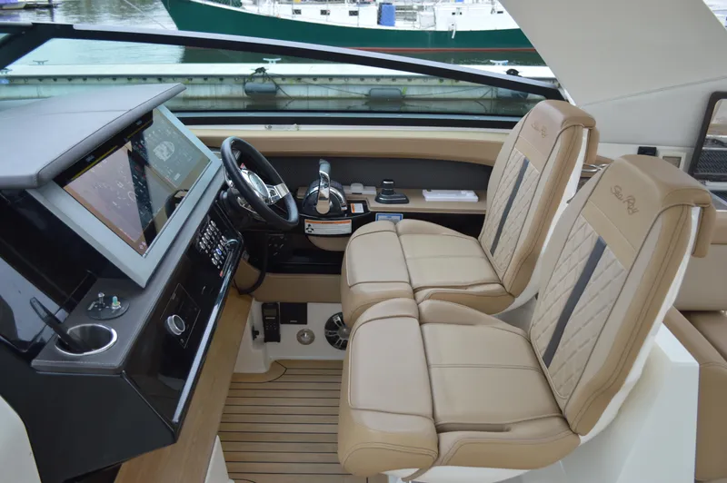 La Santa Yacht Photos Pics 2019 Sea Ray SLX 400 Outboard helm with dual leather seats and advanced navigation system.
