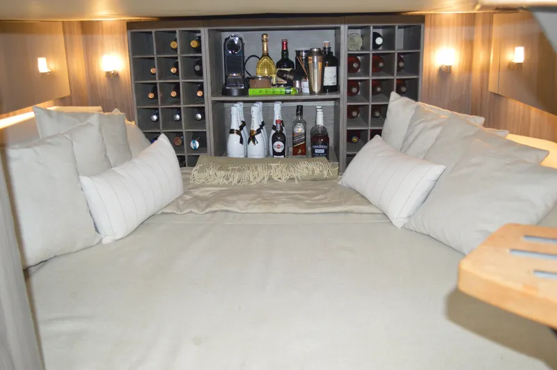 La Santa Yacht Photos Pics 