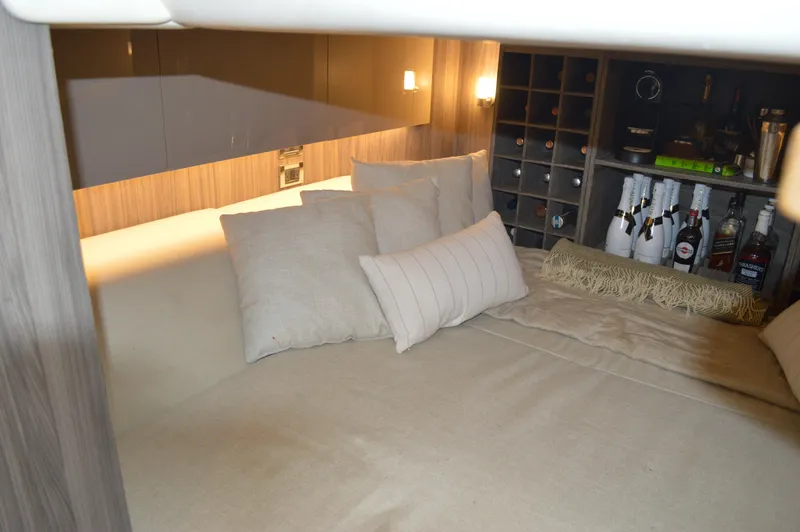 La Santa Yacht Photos Pics 