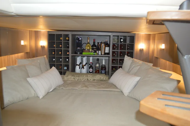 La Santa Yacht Photos Pics 