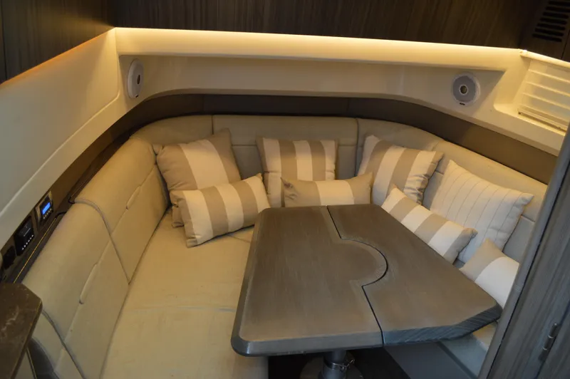 La Santa Yacht Photos Pics 