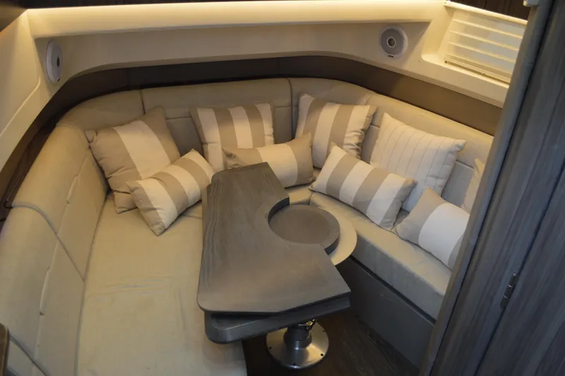 La Santa Yacht Photos Pics 