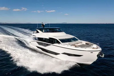 2026 Sunseeker 90 Ocean Enclosed