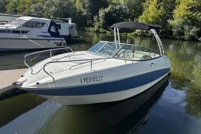 2013 Bayliner BAYLINER 802CU CUDDY