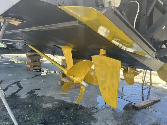 62 Azimut 62s Yacht Photos Pics 