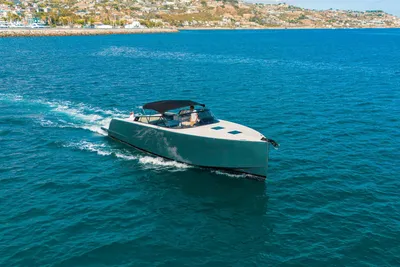VanDutch 48 S