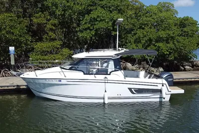 Jeanneau NC Weekender 795 Series 2