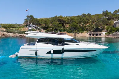 2024 Prestige 520 Fly