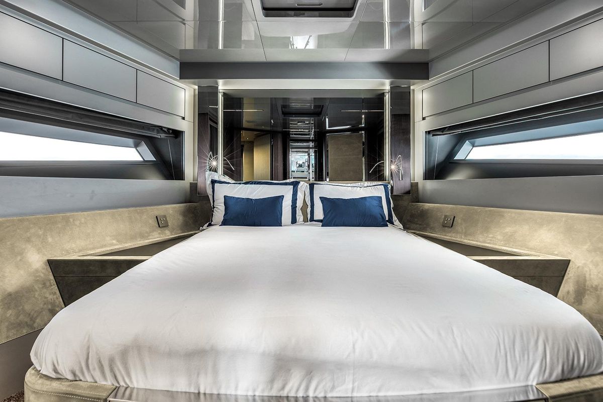 2024 Riva 76 