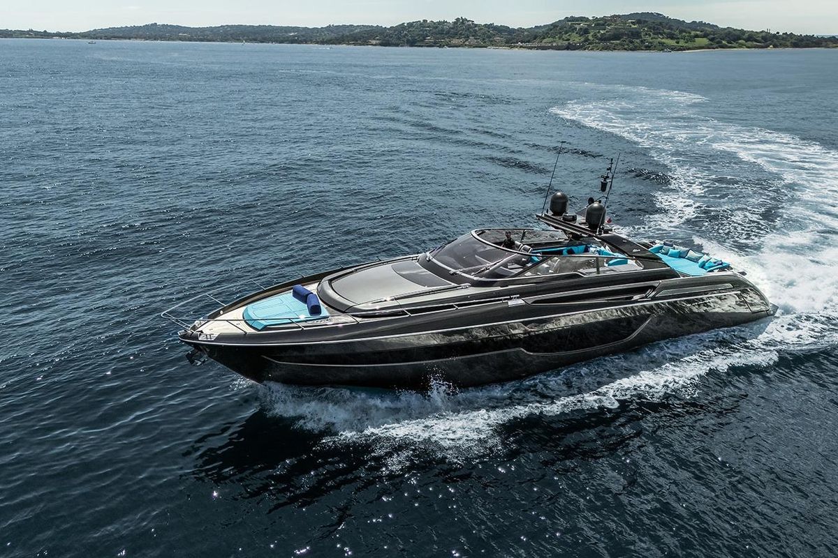 2024 Riva 76 