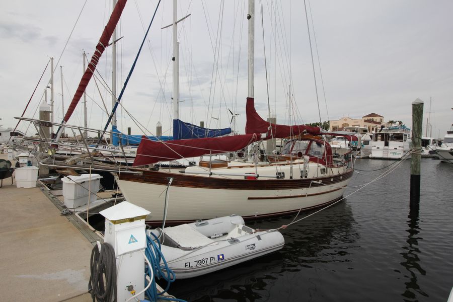 1984 Young Sun Westwind 35