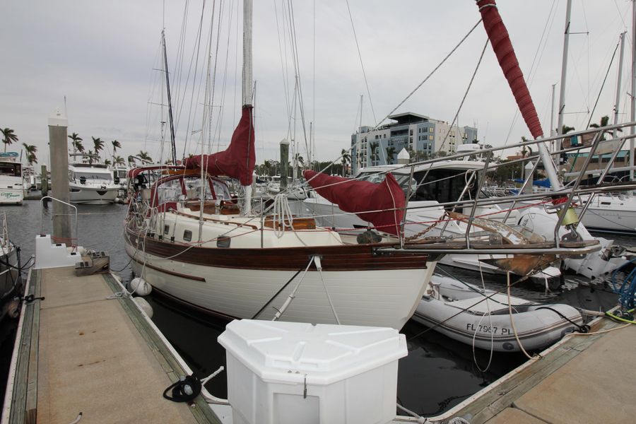 1984 Young Sun Westwind 35