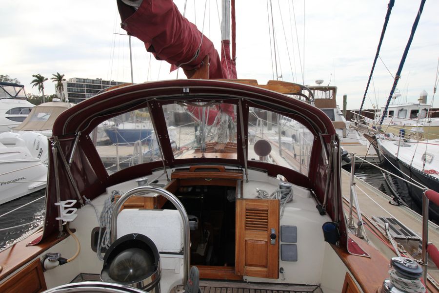 1984 Young Sun Westwind 35